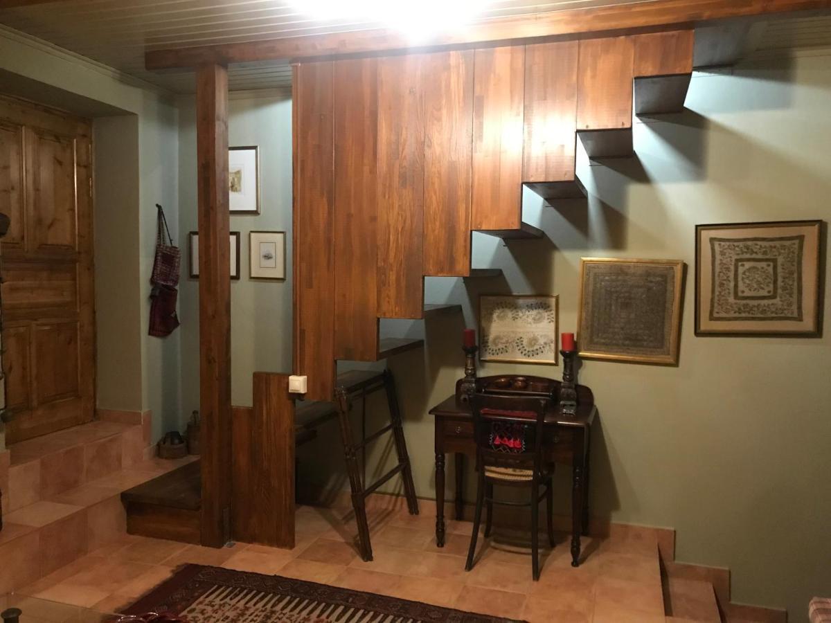 House In Delphi Villa Екстериор снимка